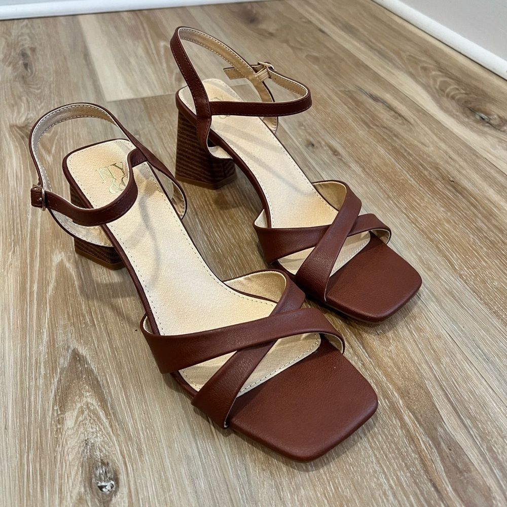 New York & Company Brown Strappy Block Heel Sandals